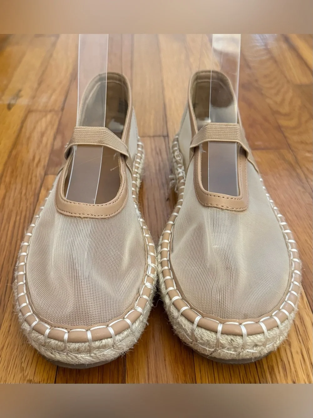 Universal Thread Joa Beige Espadrille Mary Jane Flats Slip-On siz 5 quiet luxury